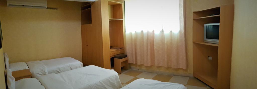 Al Majd Hotel ‘Ibrī Zewnętrze zdjęcie