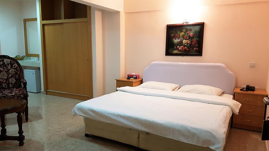 Al Majd Hotel ‘Ibrī Zewnętrze zdjęcie