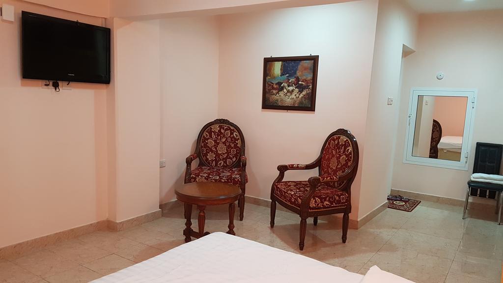 Al Majd Hotel ‘Ibrī Zewnętrze zdjęcie